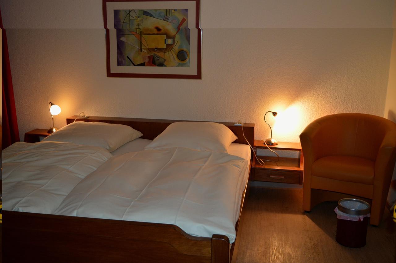 Hotel Hohensteiner Hof Bonnigheim Экстерьер фото