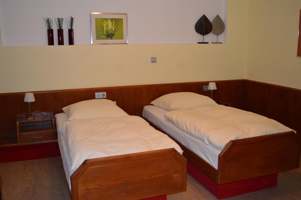 Hotel Hohensteiner Hof Bonnigheim Экстерьер фото
